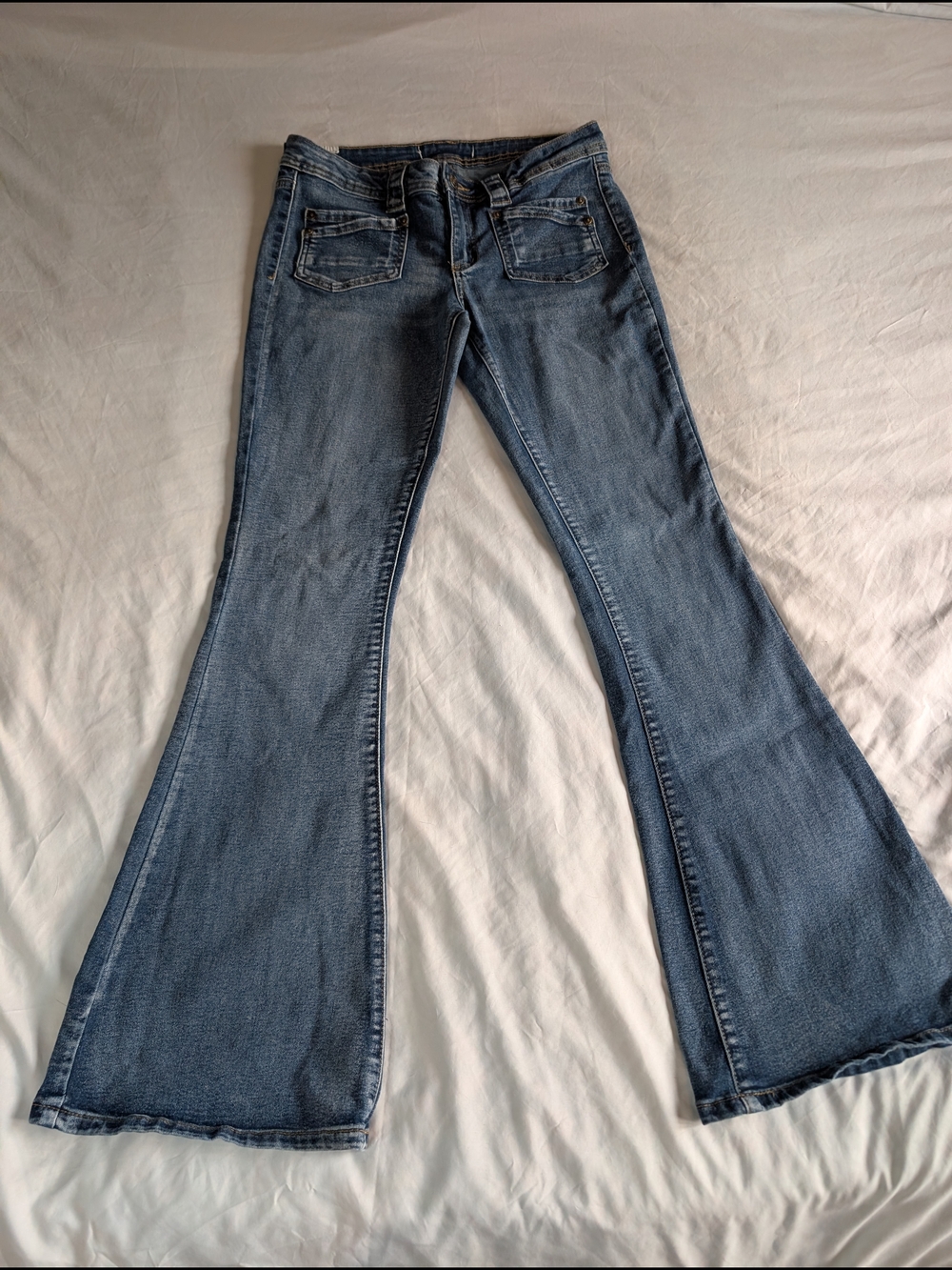 Blue Flare Leg Jeans‎ Medium Wash Front Patch Pockets Y2K Size 7 ROPF210X-66A